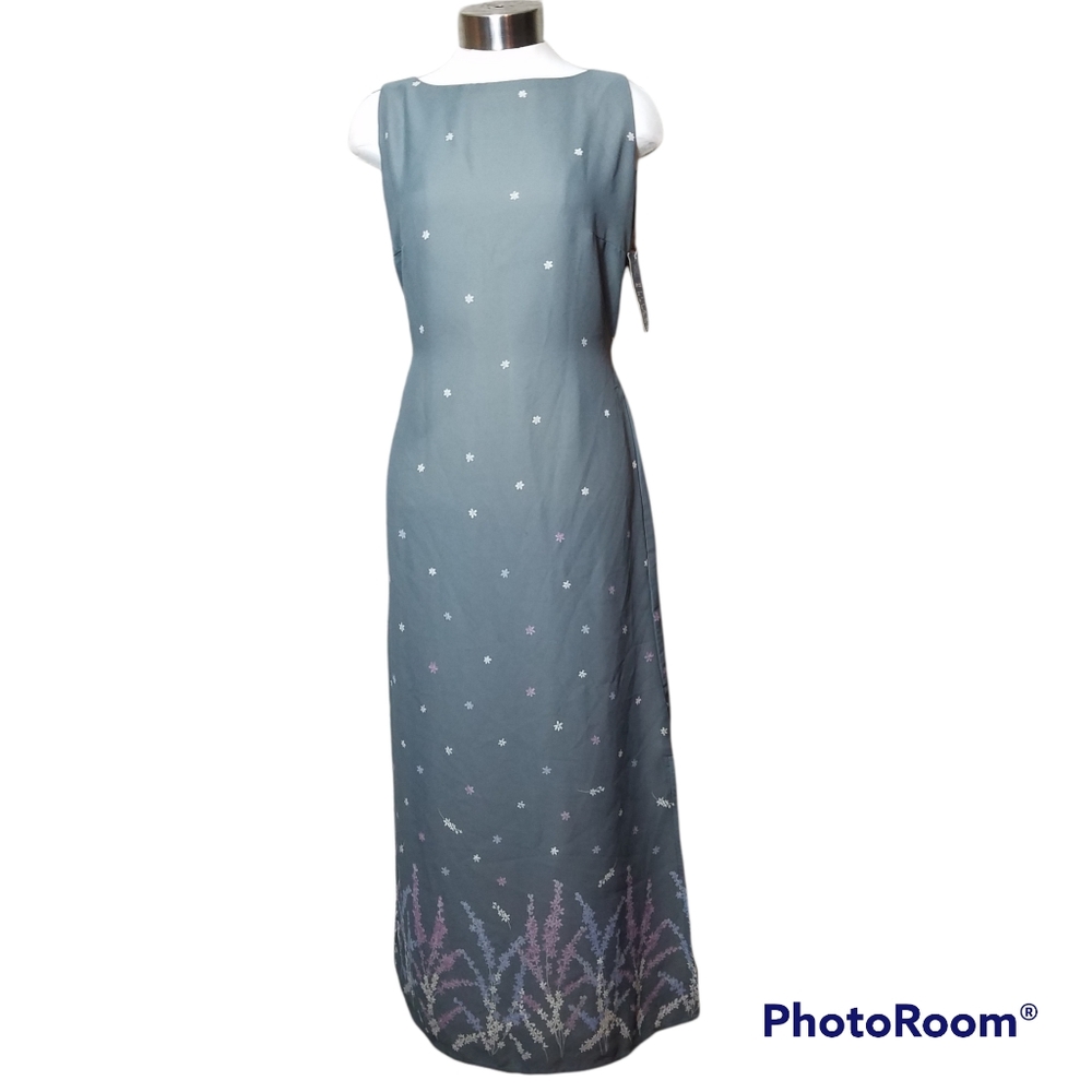 hillard and hanson Grey Dress Size XS.Pit to pit approx:  17.5 inches Right s